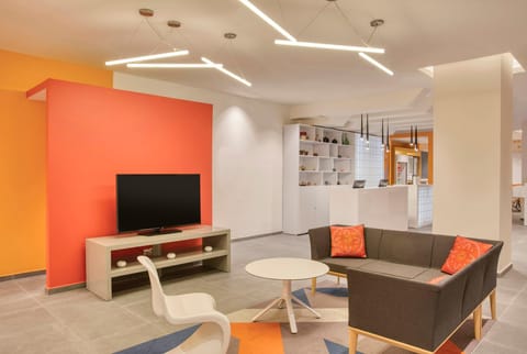 Fiesta Inn Express Puebla Explanada Hotel in Cholula