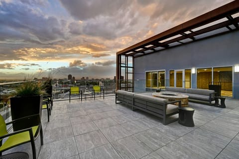 SpringHill Suites by Marriott Albuquerque University Area Hotel in Albuquerque