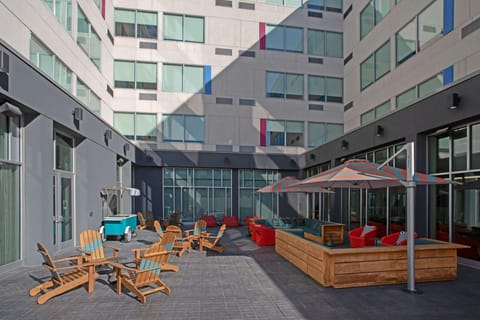 Aloft Omaha Aksarben Village Hotel in Omaha