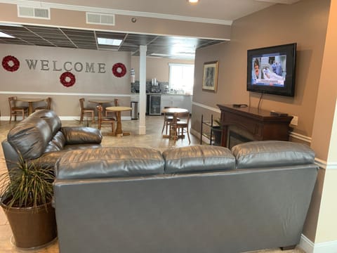 Americas Best Value Inn Gaylord Hotel in Gaylord