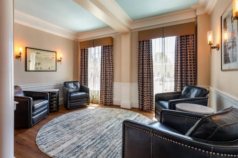 Essex Street Inn & Suites, Ascend Hotel Collection Hotel in Newburyport