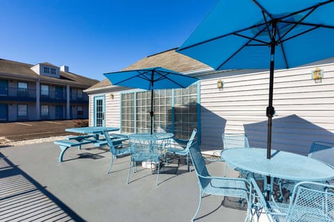 Baymont by Wyndham Selma Hotel in Selma