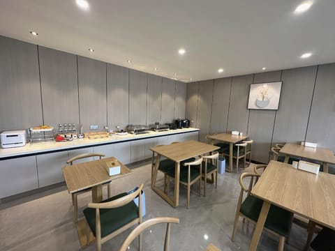 Thank Inn Hotel Zhangjiakou Chicheng Xian Yufuzhuangyuan Hotel in Beijing