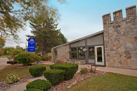 Americas Best Value Inn Lansing Motel in Lansing