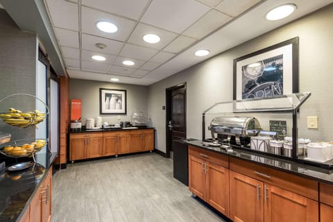 Hampton Inn & Suites Orlando-South Lake Buena Vista Hotel in Kissimmee