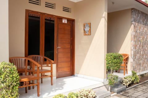 RedDoorz near Buleleng Harbour 2 Hotel in Buleleng