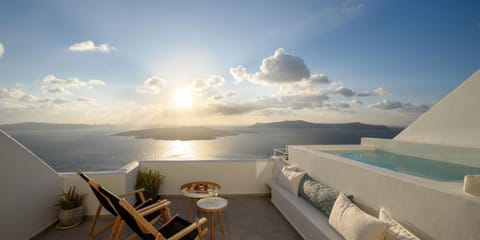 Panorama Suites Apartment hotel in Thera