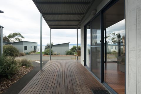 Swansea Beach Chalets Apartment hotel in Tasmania