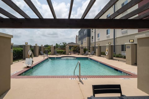 Candlewood Suites Deer Park By IHG Hotel in La Porte