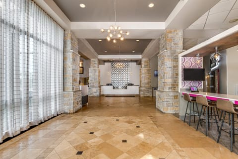 Crowne Plaza Milwaukee Airport by IHG Hotel in Oak Creek