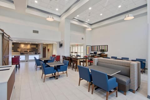 Holiday Inn Express Hotel & Suites Orlando - Apopka By IHG Hotel in Apopka