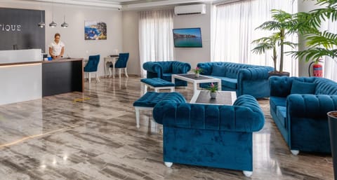 Dore Hotel Hotel in Agia Marina