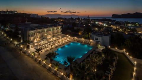 Dore Hotel Hotel in Agia Marina