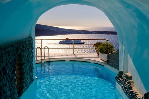 Fanari Villas Hotel in Oia
