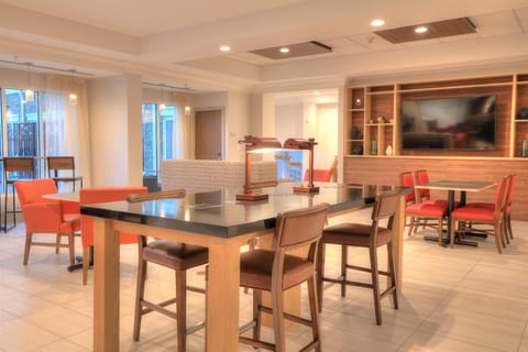 Holiday Inn Express Hotel & Suites Mobile Saraland By IHG Hotel in Saraland