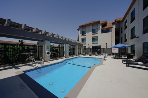 Holiday Inn Express & Suites Santa Clara - Silicon Valley By IHG Hotel in Santa Clara