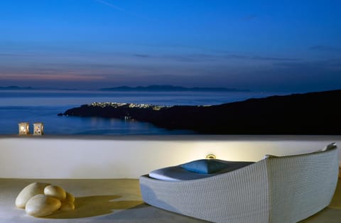 White Santorini Suites & Spa Hotel in Imerovigli