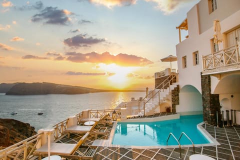 Oia Mare Villas Resort in Oia