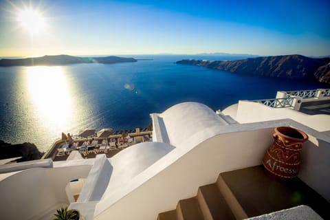 Afroessa Hotel in Imerovigli