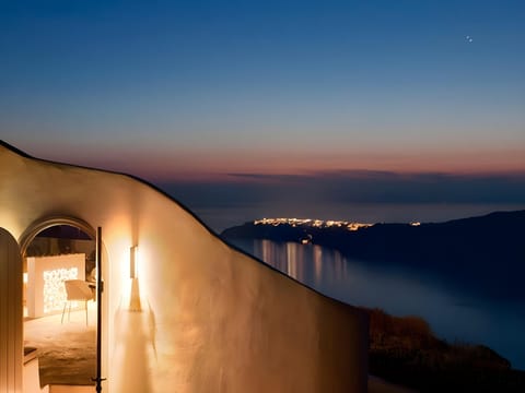 Avaton Resort and Spa Hotel in Imerovigli