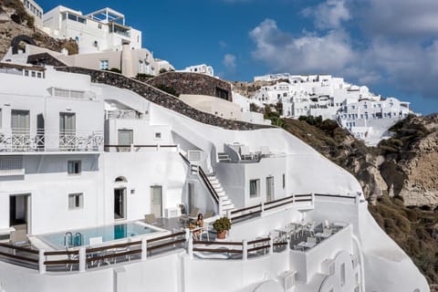 Caldera Premium Villas Resort in Oia