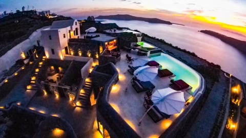 White Pearl Cavalieri Hotel in Imerovigli