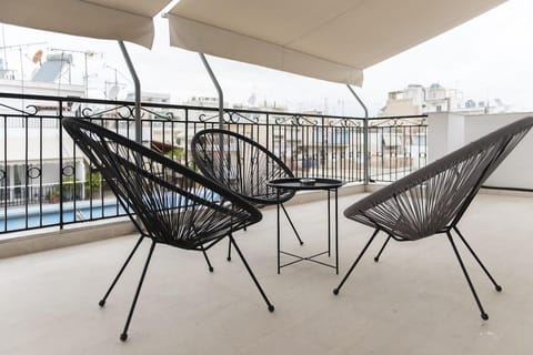 Piraeus Premium Suites Apartment hotel in Pireas