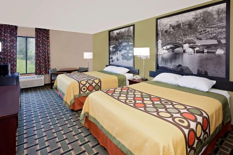 Econo Lodge Canton North Hotel in Illinois