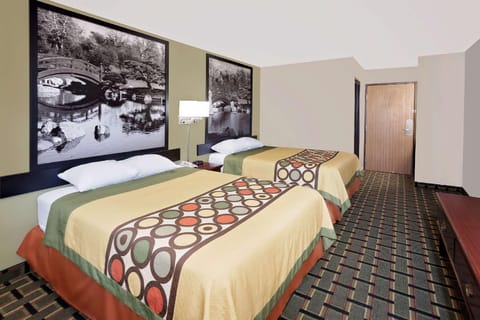 Econo Lodge Canton North Hotel in Illinois