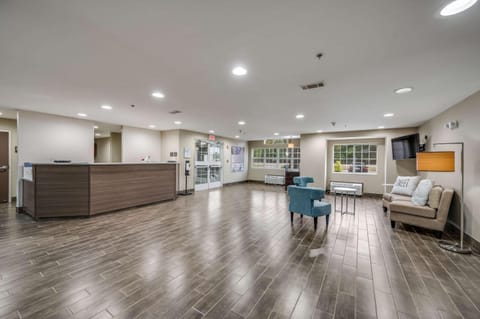 Sleep Inn & Suites Decatur West Hotel in Decatur