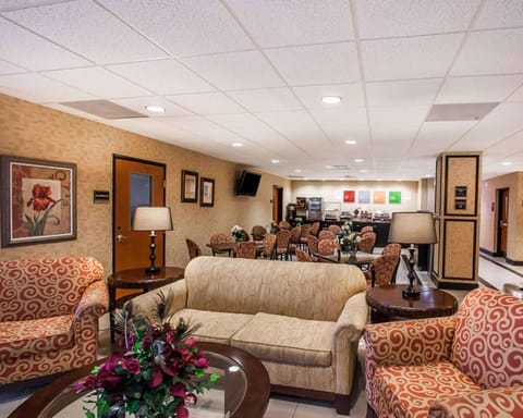 Comfort Inn & Suites Montgomery Eastchase Hotel in Montgomery