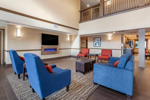 Comfort Inn & Suites Geneva- West Chicago Hotel in Batavia
