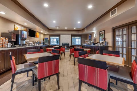 Comfort Inn & Suites Geneva- West Chicago Hotel in Batavia