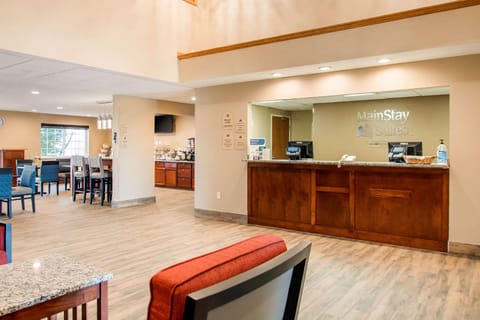 MainStay Suites Dubuque at Hwy 20 Hotel in Dubuque