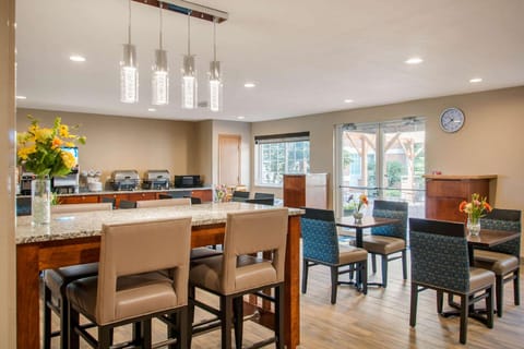 MainStay Suites Dubuque at Hwy 20 Hotel in Dubuque