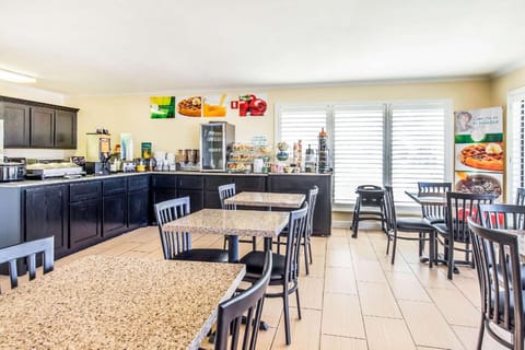 Quality Inn & Suites Abilene North Hotel in Abilene