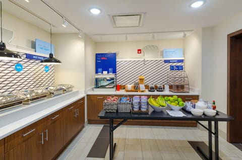 Holiday Inn Express And Suites Abingdon By IHG Hotel in Abingdon