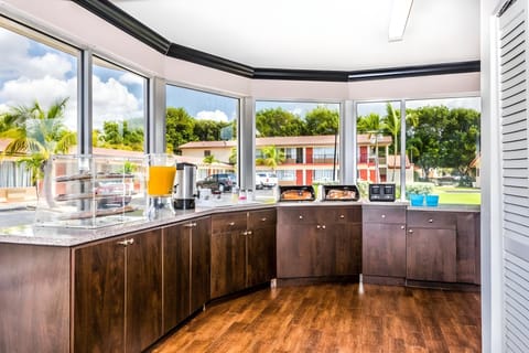 Econo Lodge Inn & Suites Florida City Hotel in Florida City