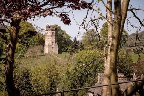 The Turf Hotel Inn in England