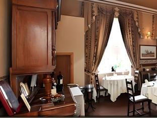 The County Hotel Hotel in Scotland