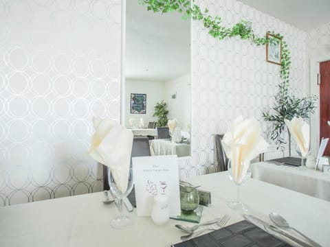 The White Swan Inn Inn in England