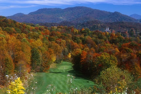 Laurel Ridge Country Club Inn in Waynesville