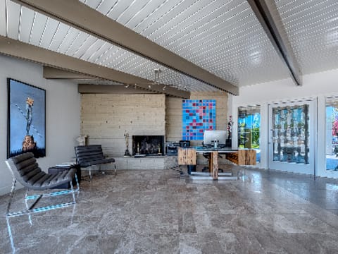 INNdulge Iconic Gay Men's Resort Resort in Palm Springs