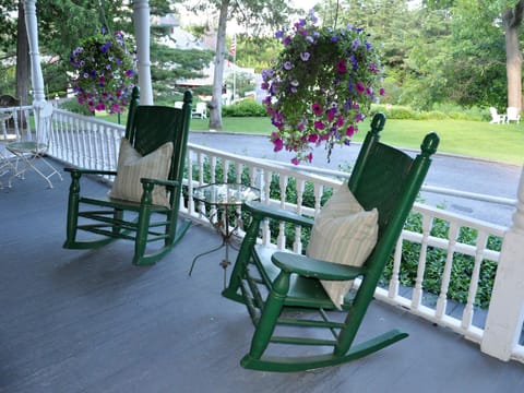 Anne's Washington Inn Hotel in Saratoga Springs