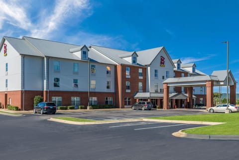 Red Roof PLUS+ & Suites Birmingham – Bessemer Hotel in Bessemer