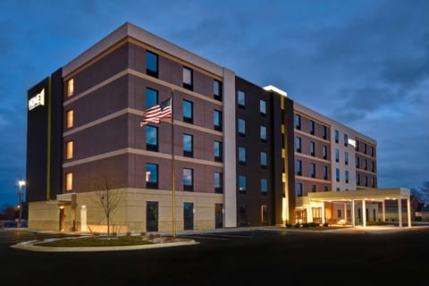 Home2 Suites by Hilton - Bowling Green Hotel in Ohio
