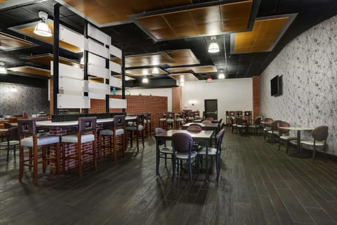 Drury Plaza Hotel New Orleans Hotel in French Quarter