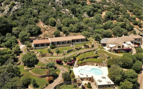 Moma Hotel Cannigione Hotel in Sardinia