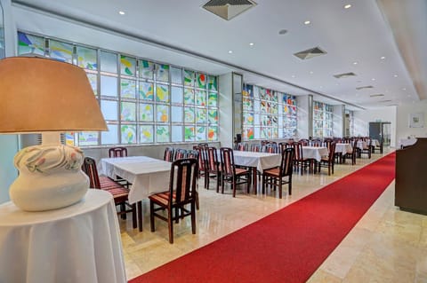 Hotel Slavija Hotel in Belgrade