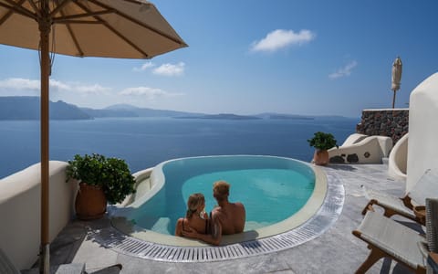 Pezoules of Oia Hotel in Oia